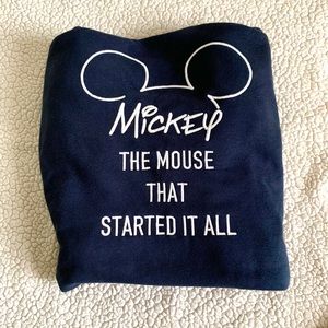 Uniqlo Disney Mickey Mouse Sweatshirt